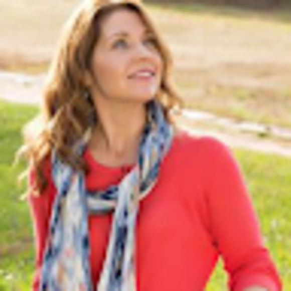 Meet your Posher, Stephani - Picture 1 of 1